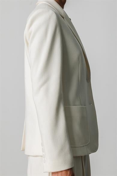 İki Düğme Kadife Ceket