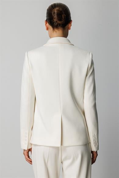 İki Düğme Kadife Ceket