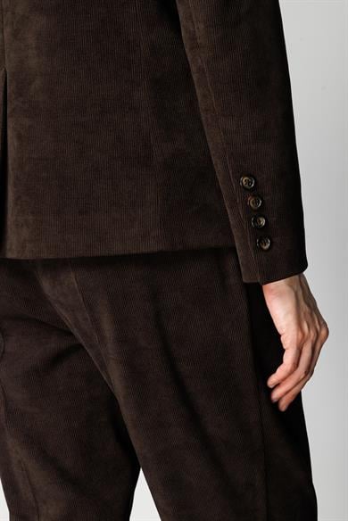 İki Düğme Kadife Ceket