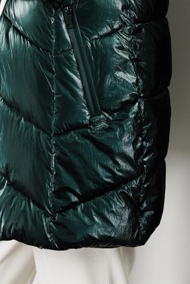 Kapüşonlu Kolsuz Anorak
