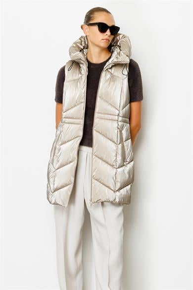 Kapüşonlu Kolsuz Anorak