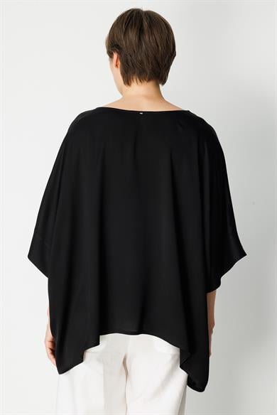 Kayık Yaka Oversize Bluz