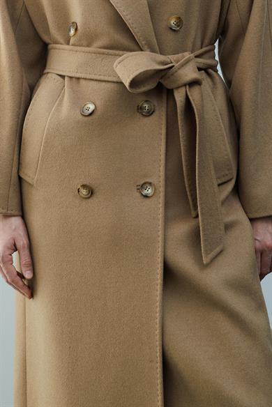 Kruvaze Uzun Kemerli Manto