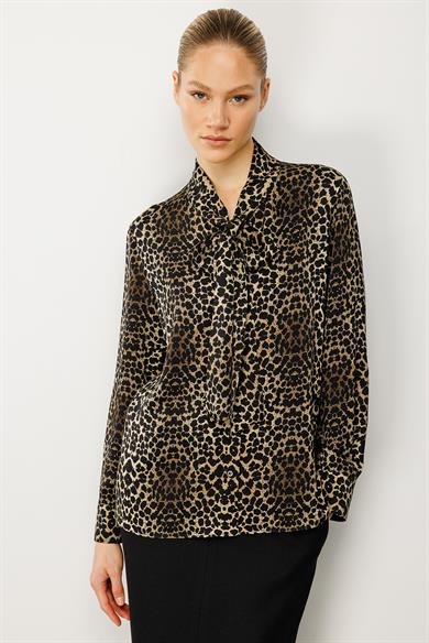 Leopar Fularlı Bluz