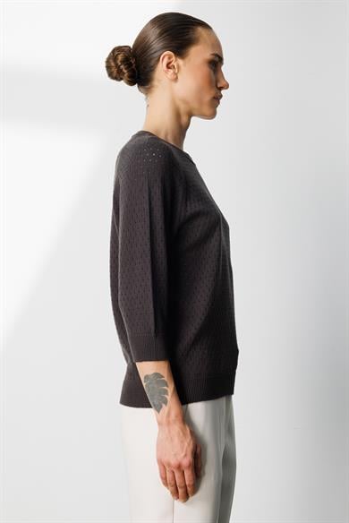 Nopeli O Yaka Truvakar Kol Triko