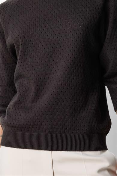 Nopeli O Yaka Truvakar Kol Triko