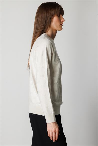 O Yaka Jakarlı Uzun Kol Triko