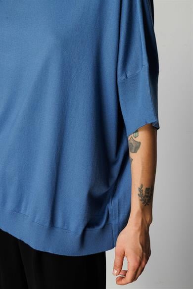 O Yaka Oversize Triko