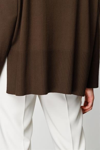 O Yaka Oversize Triko