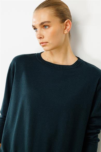 O Yaka Oversize Triko