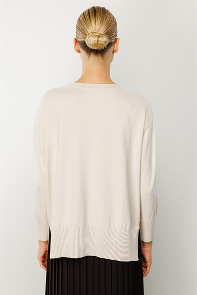 O Yaka Oversize Triko
