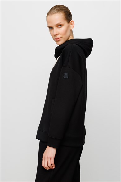 Önden Bağcıklı Kapüşonlu Sweat