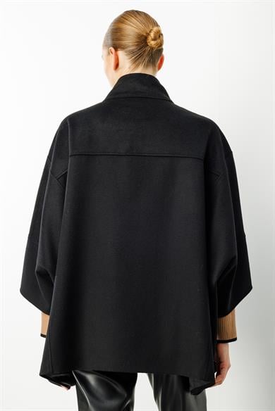 Önden Düğmeli Oversize Kaban
