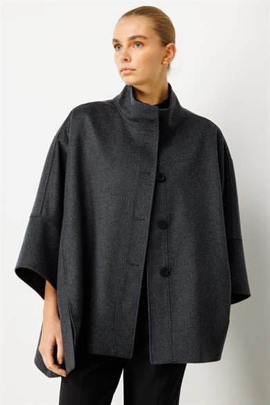 Önden Düğmeli Oversize Kaban