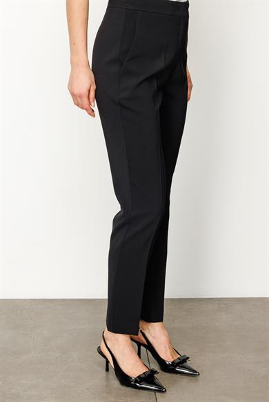 Puntolu Slim Fit Pantolon