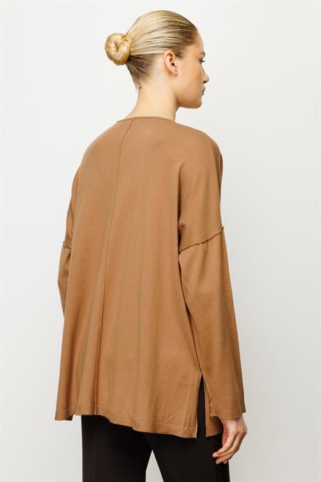 V Yaka Dikişli Oversize Triko