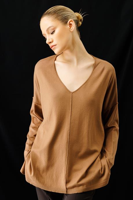V Yaka Dikişli Oversize Triko