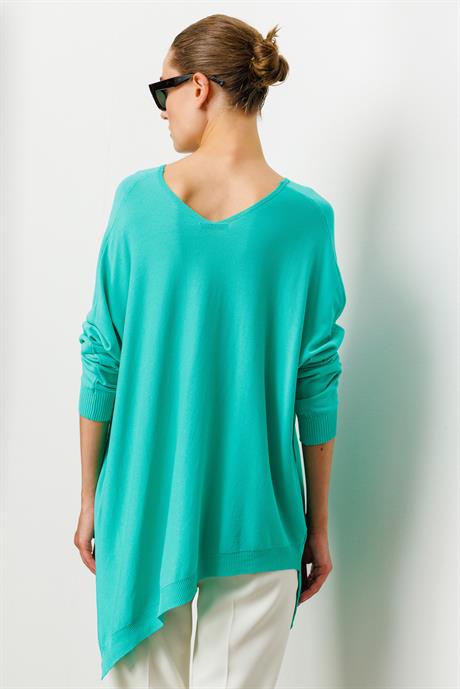 V Yaka Oversize Triko