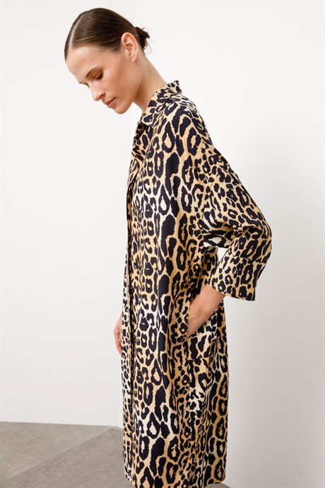 Yandan Yırtmaçlı Leopar Elbise
