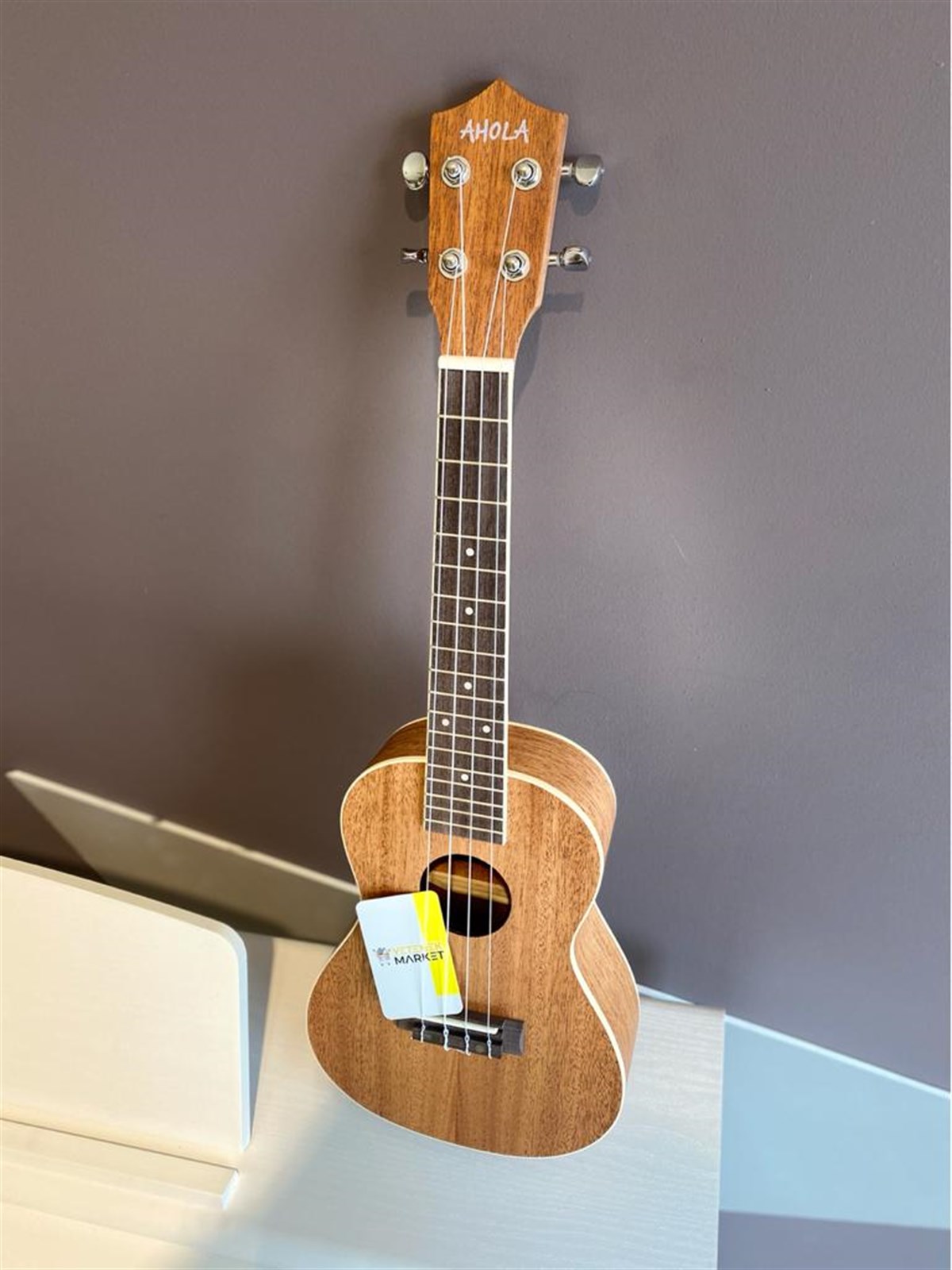 CONCERT UKULELE AHOLA MAUN PROFESYONEL 1.SINIF UKULELE KILIF+PENA