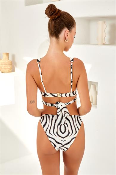 Lapieno 4236 DOLGULU BAĞLAMA DETAYLI BİKİNİ
