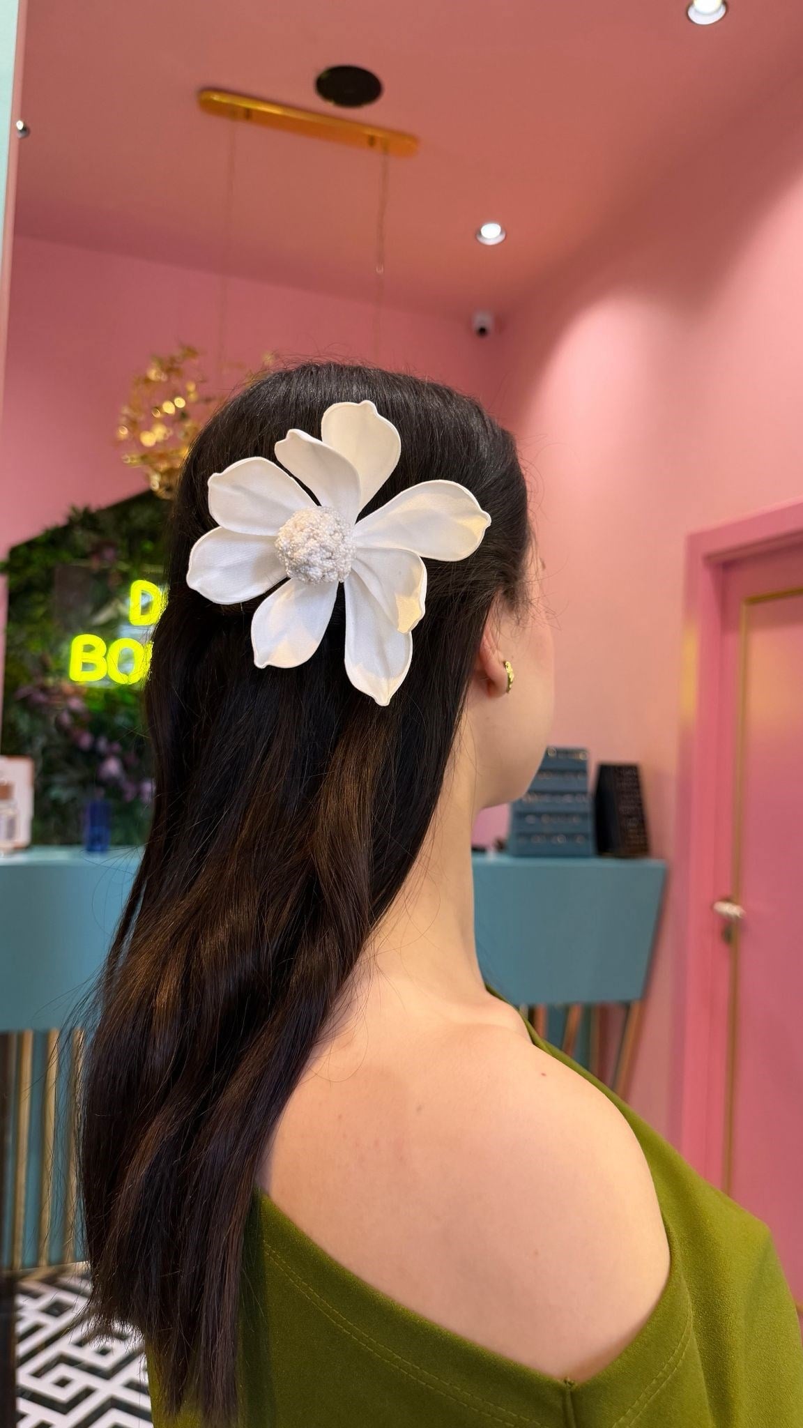 MAGNOLIA