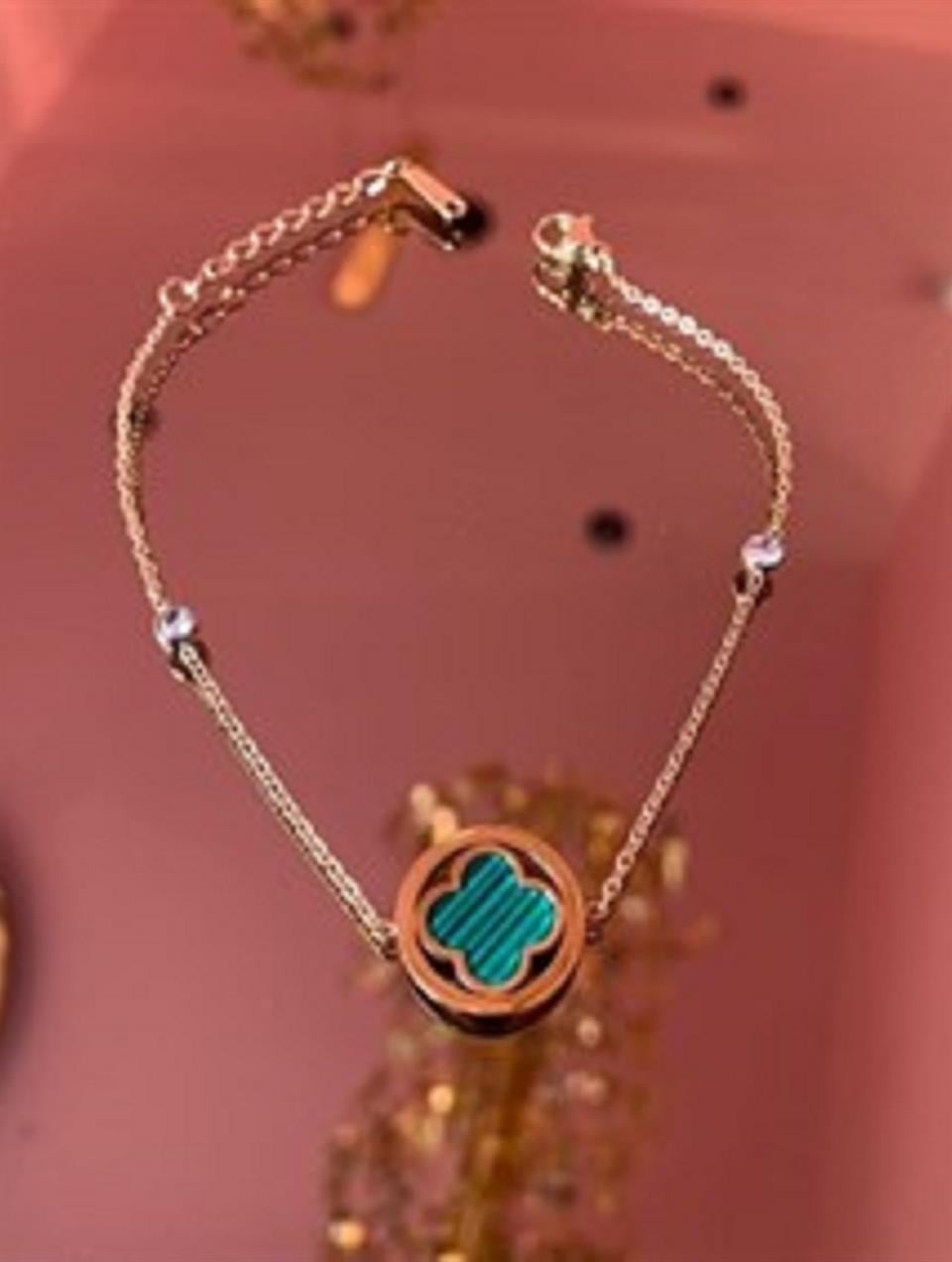 ÇELİK YONCA BİLEKLİK