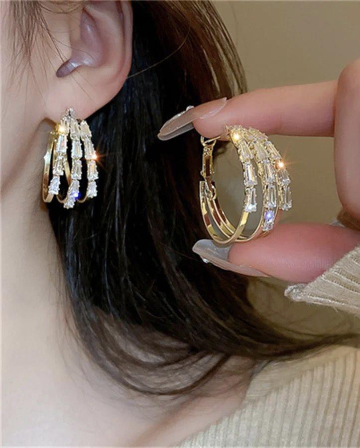 İTHAL ZİRKON KÜPE