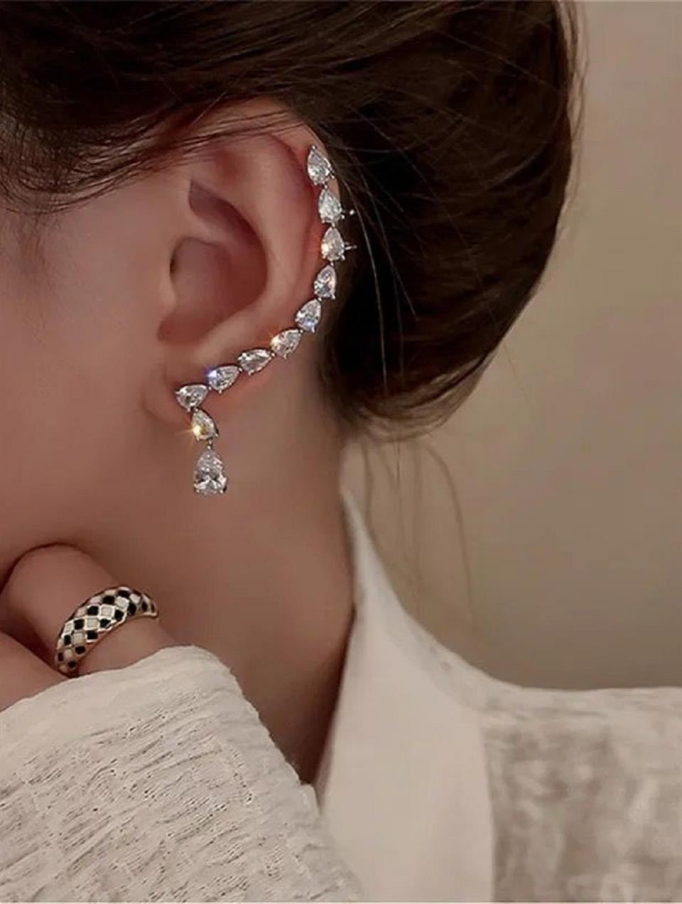 TASARIM KULAK KELEPÇESİ