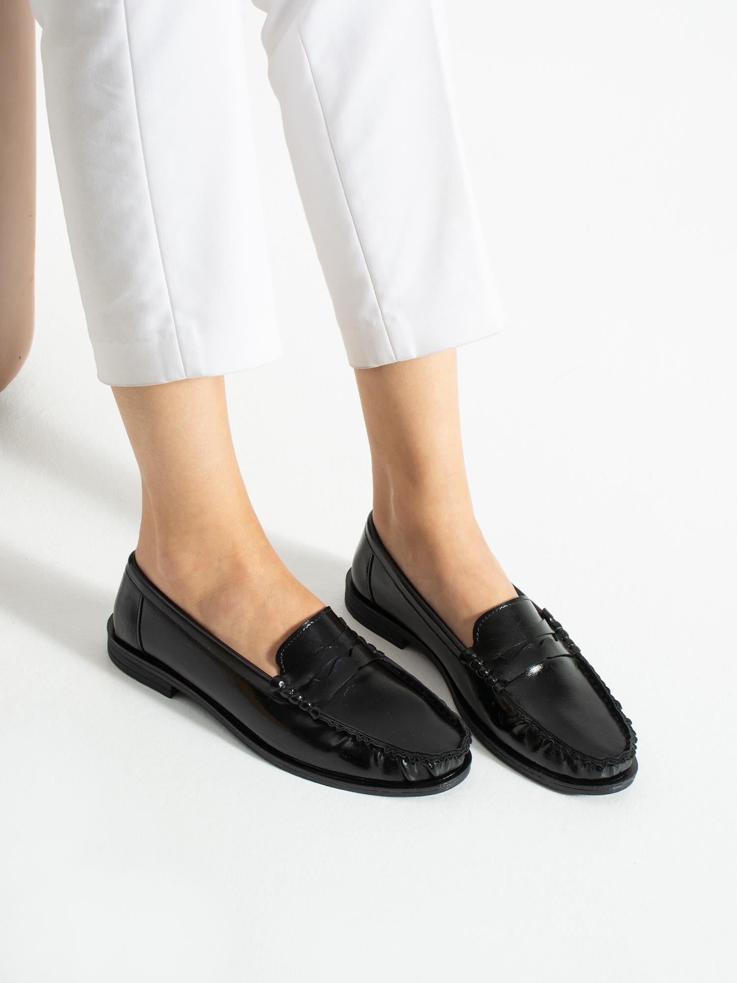 COVE Siyah Rustik Kadın Loafer