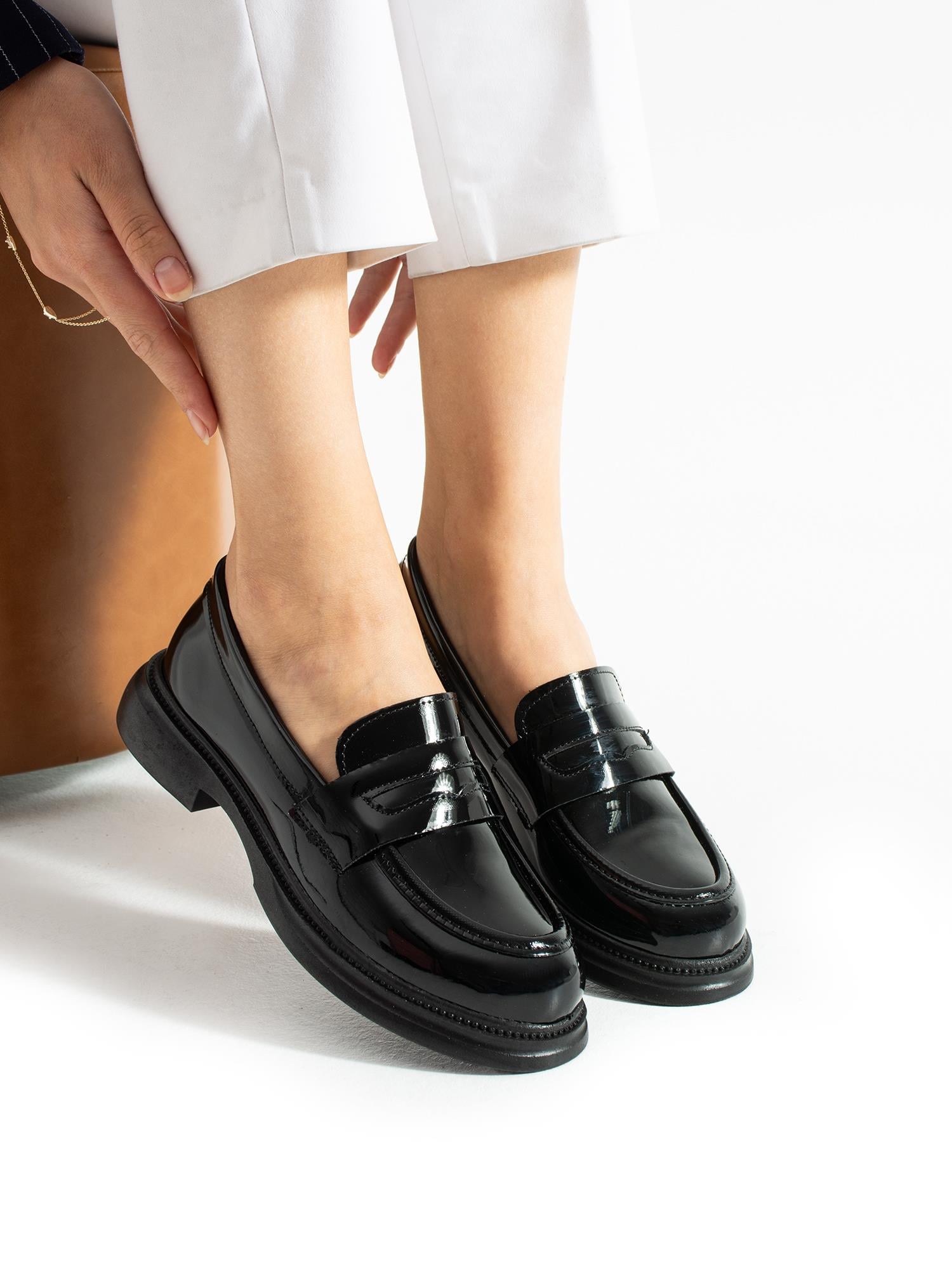 PACE Siyah Rugan Kadın Loafer