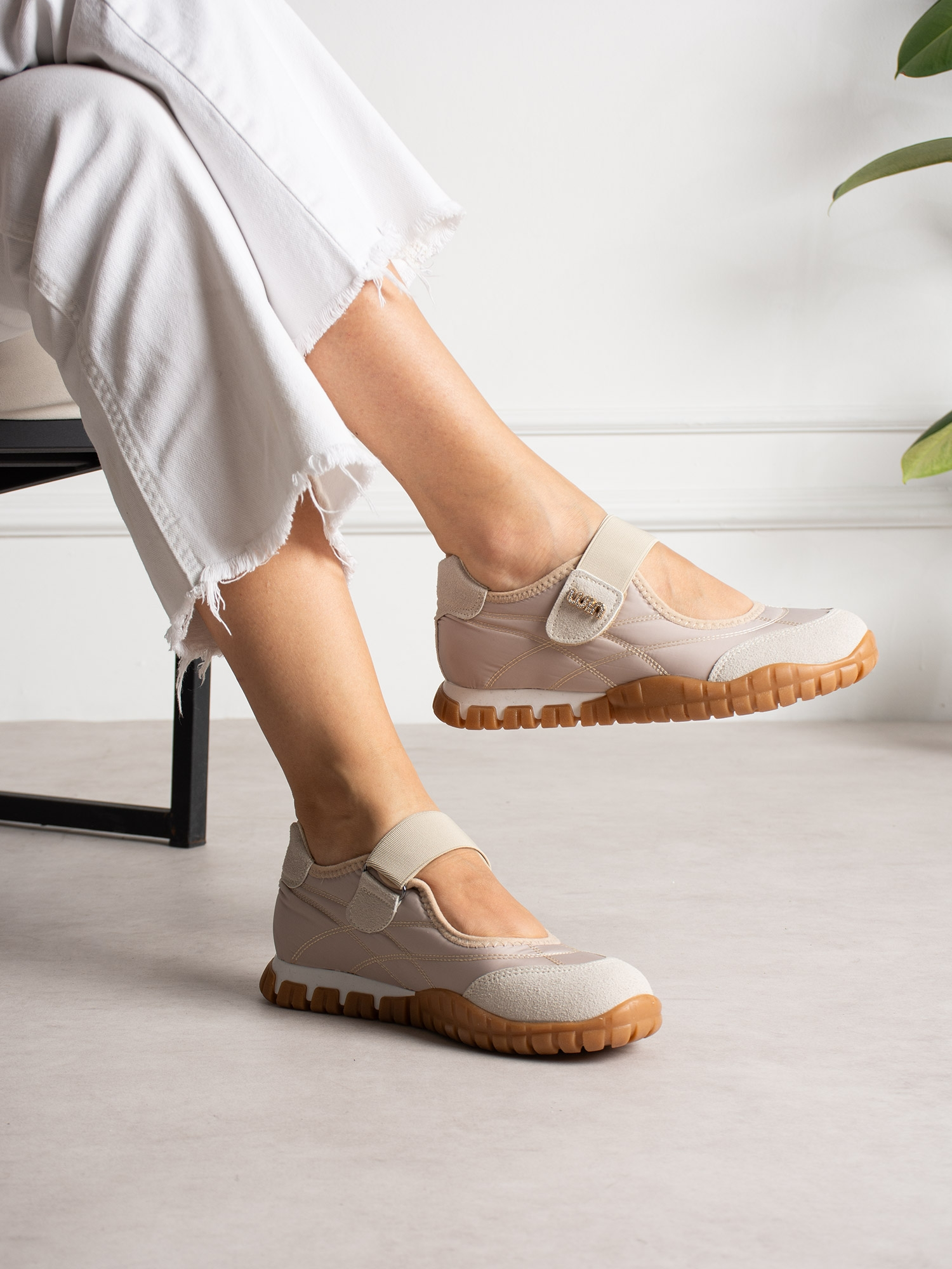 SARTO Krem Cırtlı Kadın Sneakers