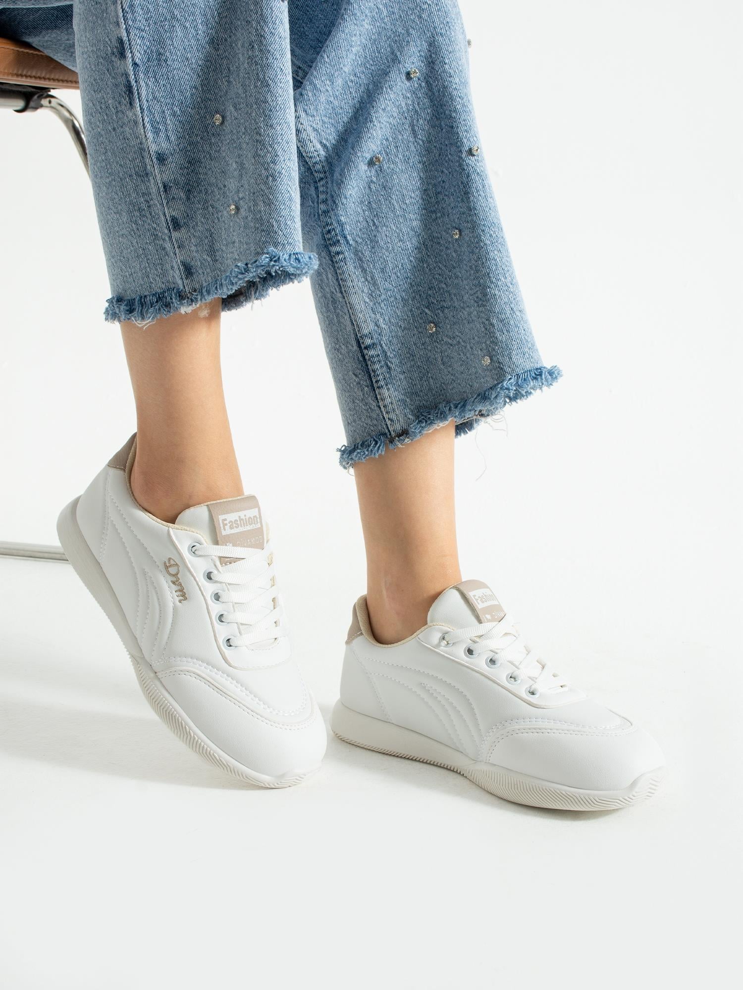 VİRTZ Beyaz Ortopedik Kadın Sneakers