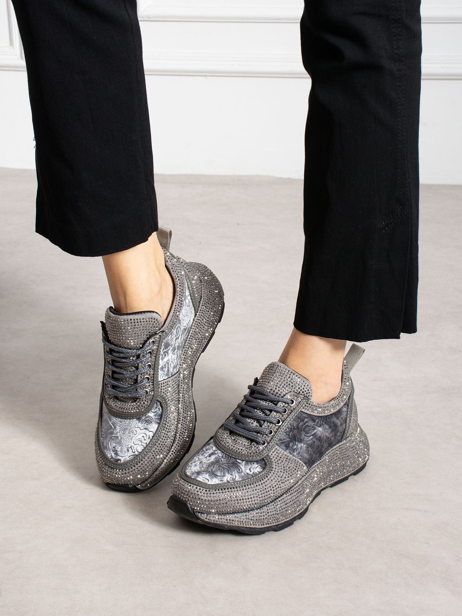 VOCHO Gri Taşlı Kadın Sneakers