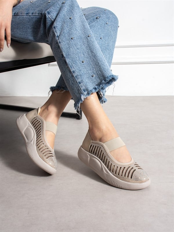 POLVERA Krem Taş Detaylı Kadın Sneakers