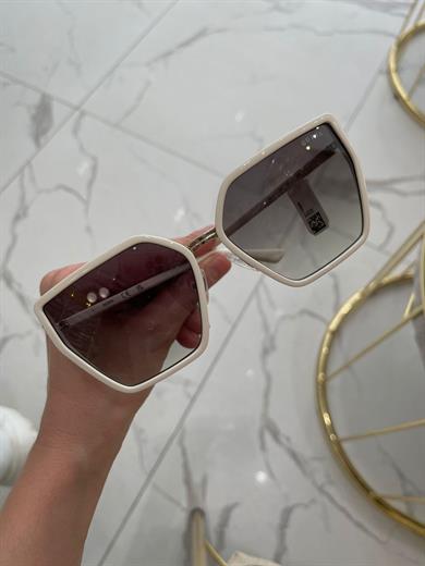 Guess 7871 21P 59 Kadın Güneş Gözlüğü