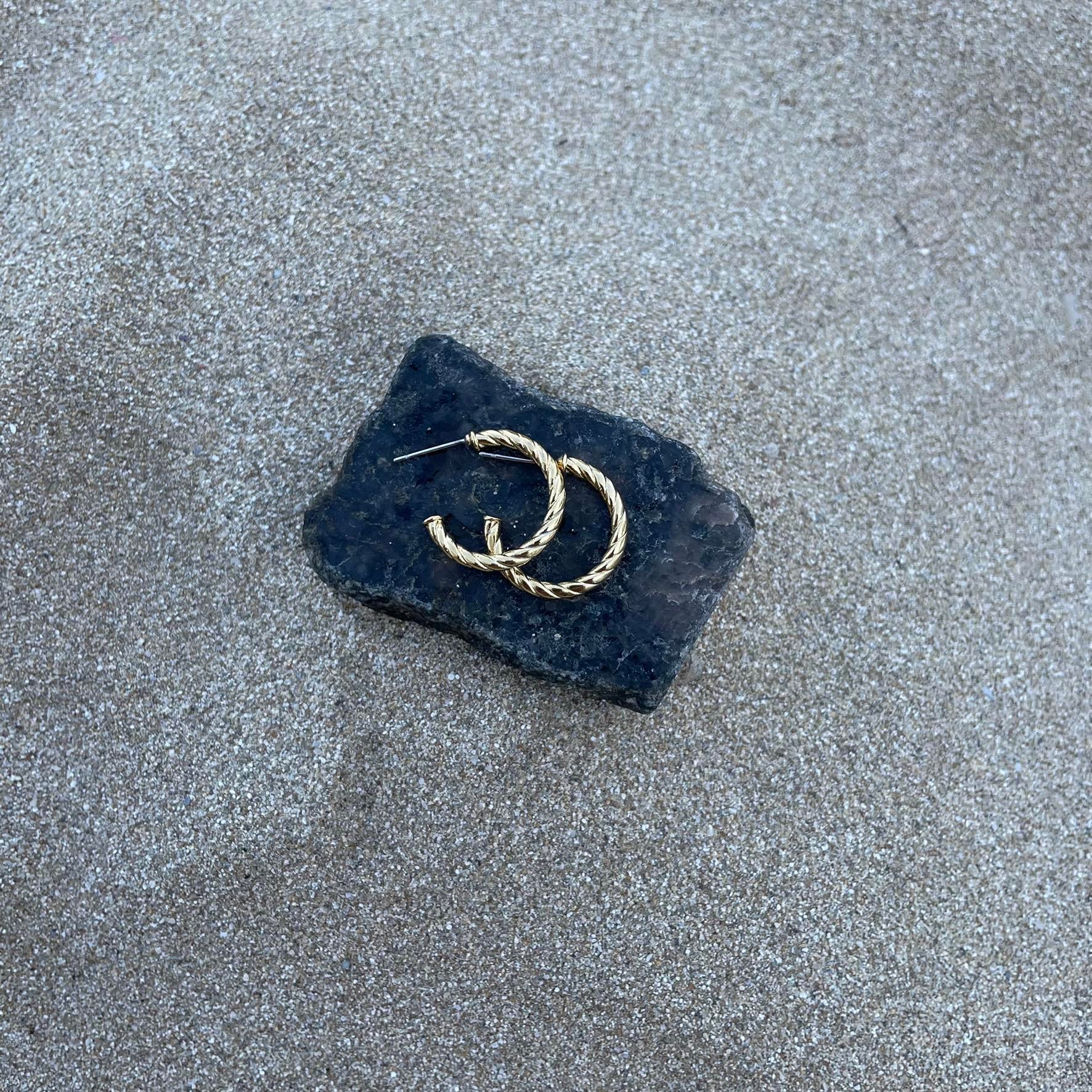 Lilsis Burgu Halka Küpe