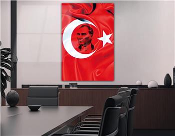 TÜRK BAYRAĞI VE MUSATAFA KEMAL ATATÜRK GÖRSELLİ CAM TABLO