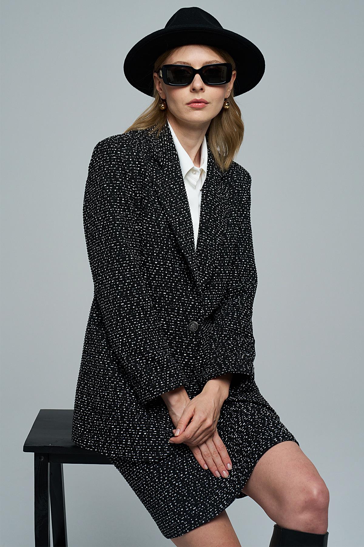 Mono Yaka-Cep Detaylı, Örme Jakar Ceket