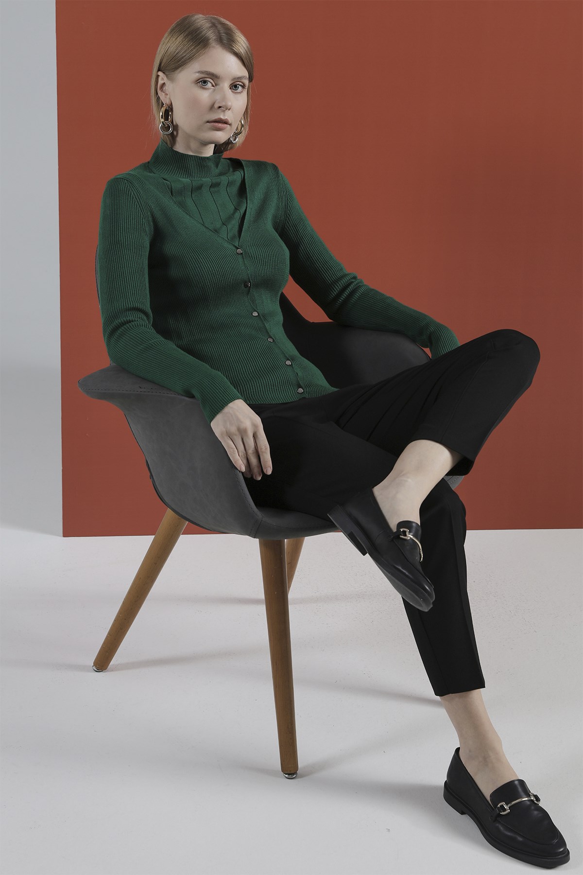 Triko-Önden Düğmeli Hırka