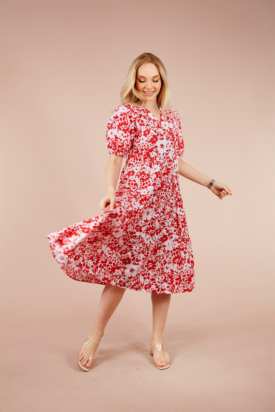 Kadın Kırmızı Çiçekli Elbise | Yeni Sezon Uygun Fiyatlar Burada!