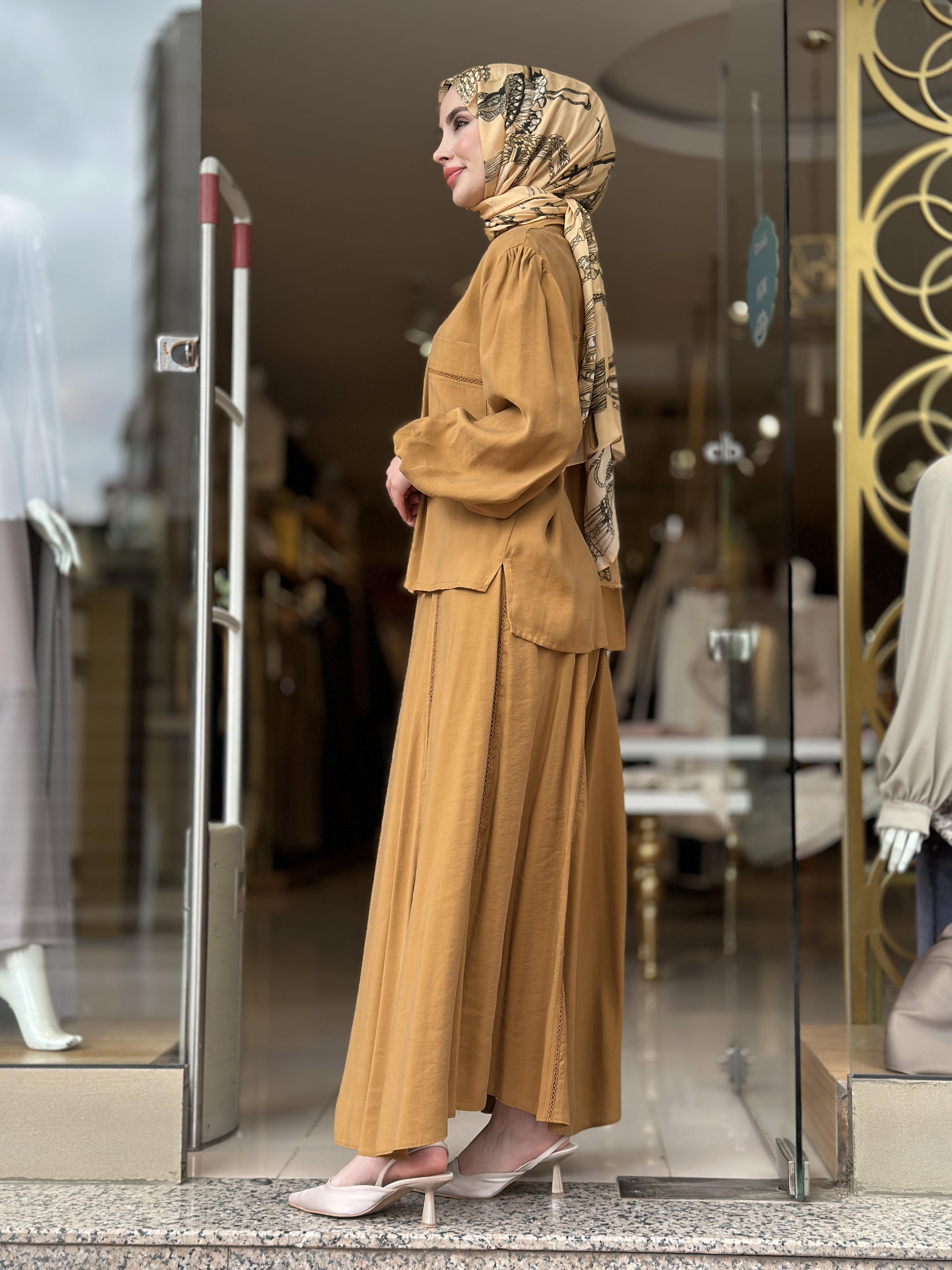 Dantel Biritli Gömlek Bluz Etek Tkm - Safran 