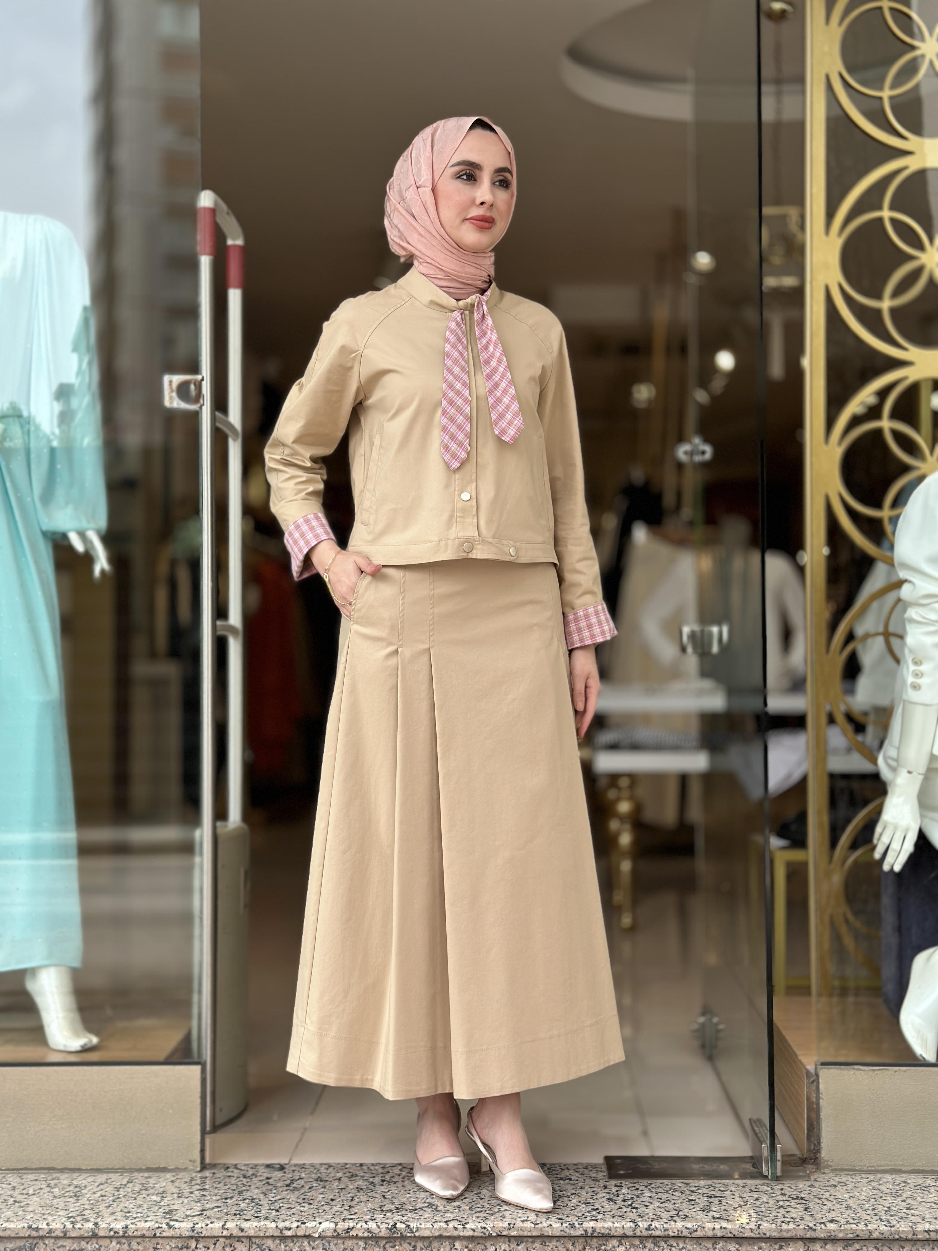 Kravat Yaka Etekli Takım - Camel 