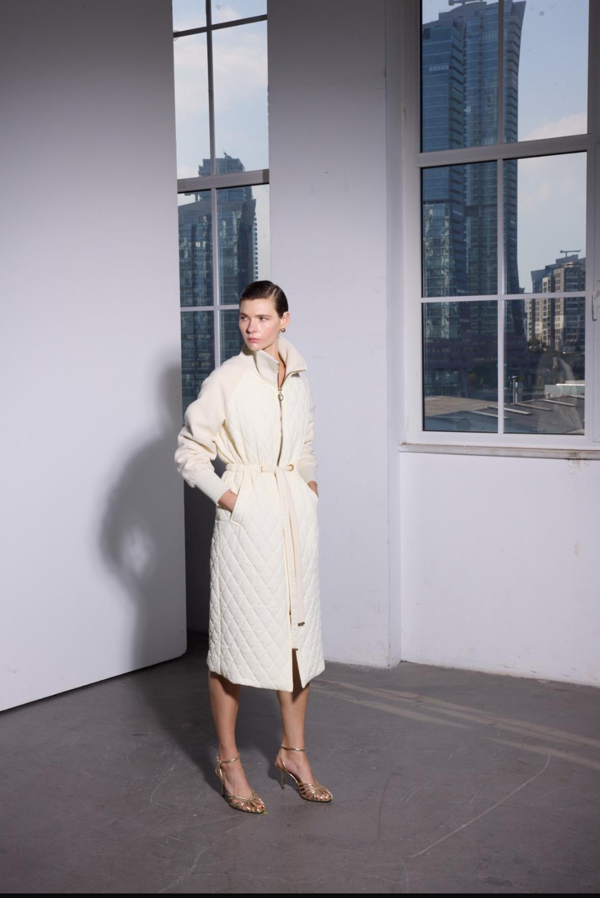 Velure Uzun Mont - Ekru