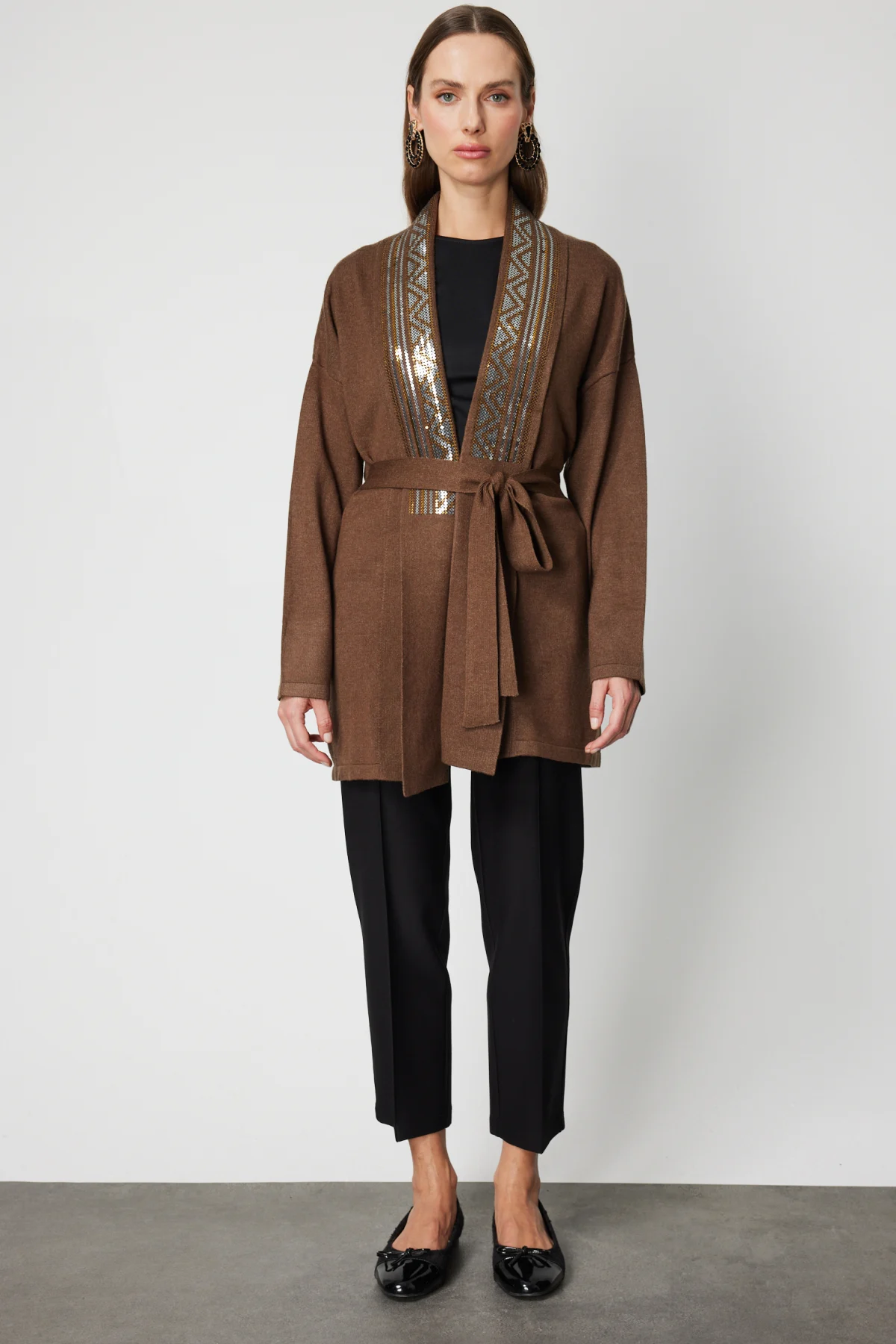 Pul İşlemeli Beli Kuşaklı Triko Hırka- Kahve