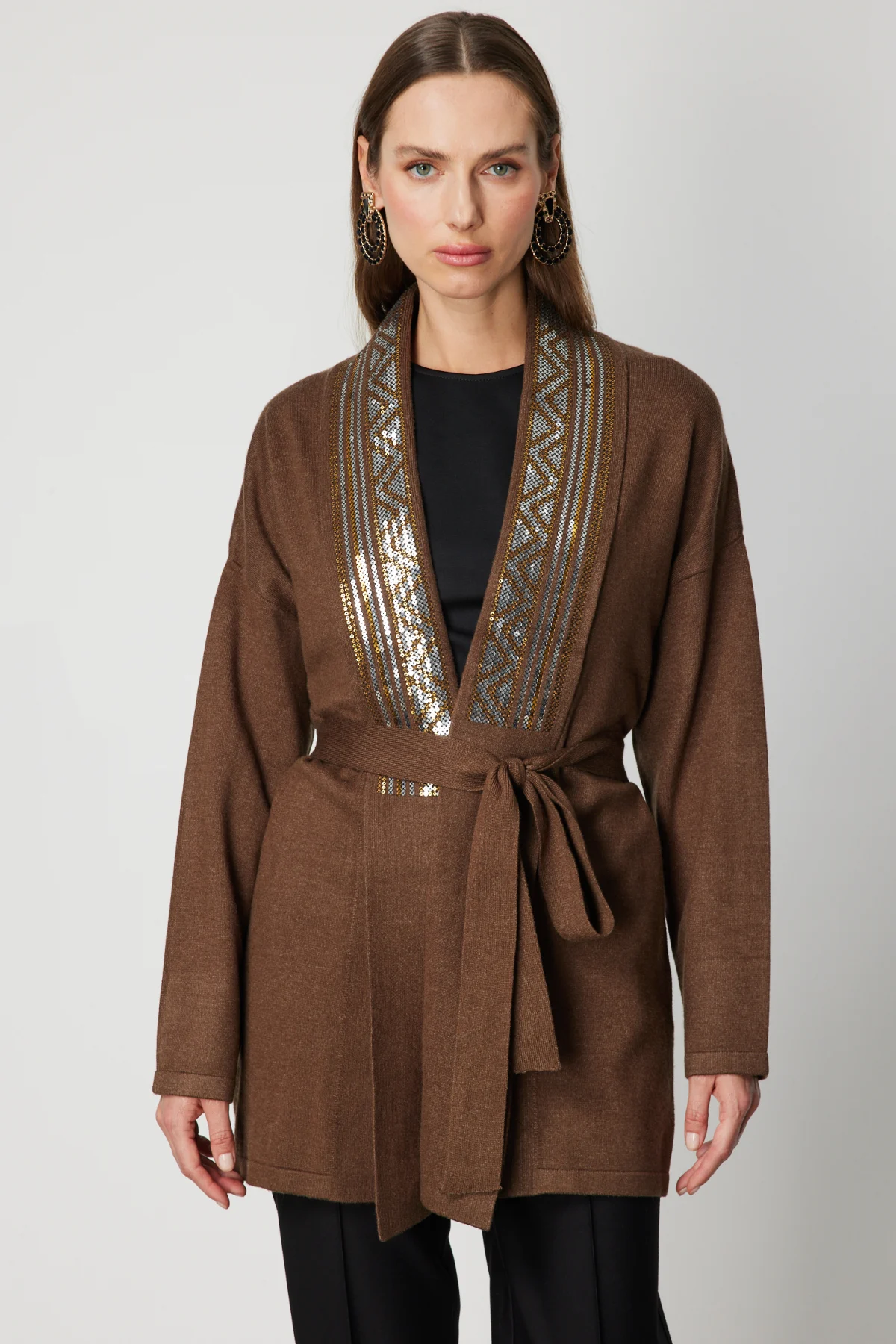 Pul İşlemeli Beli Kuşaklı Triko Hırka- Kahve