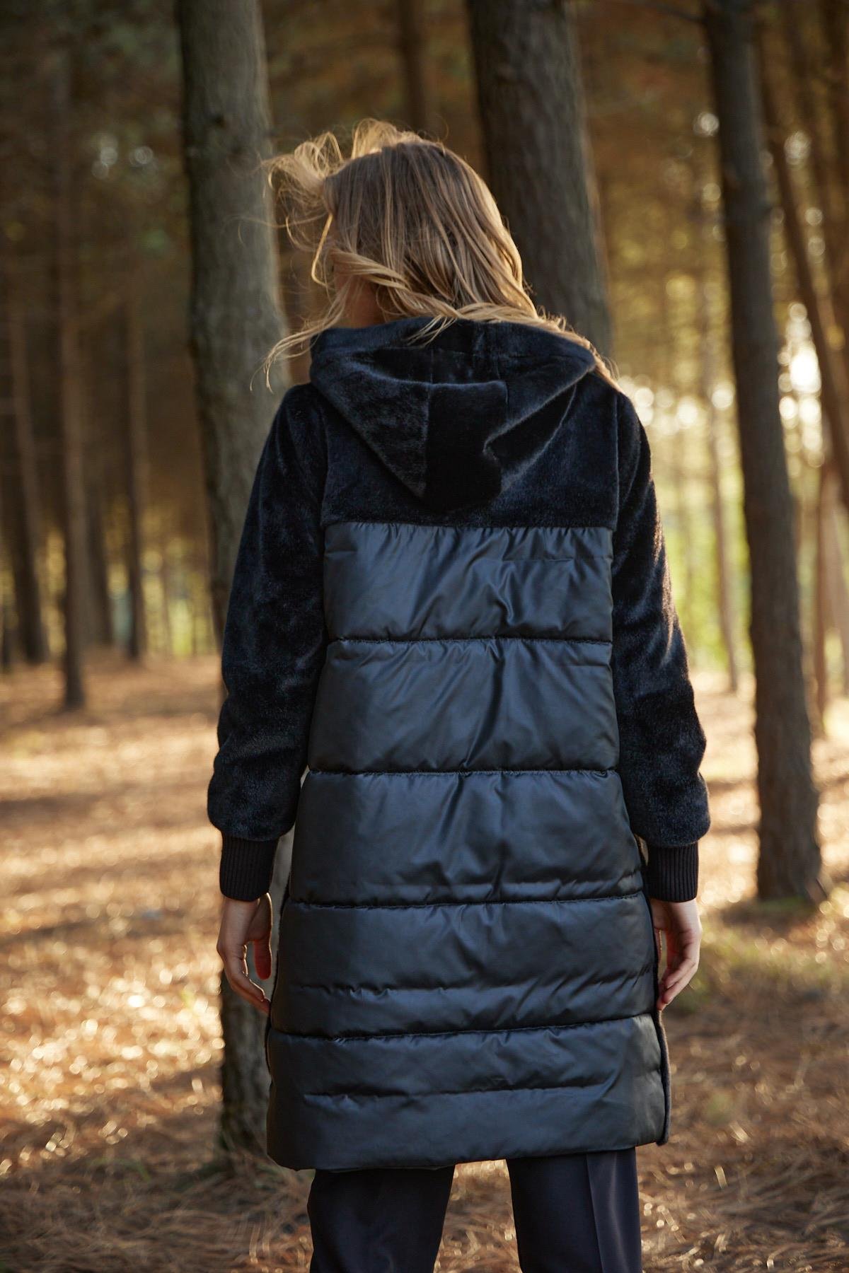 Kol Ağzı Triko Detaylı Mont - Siyah