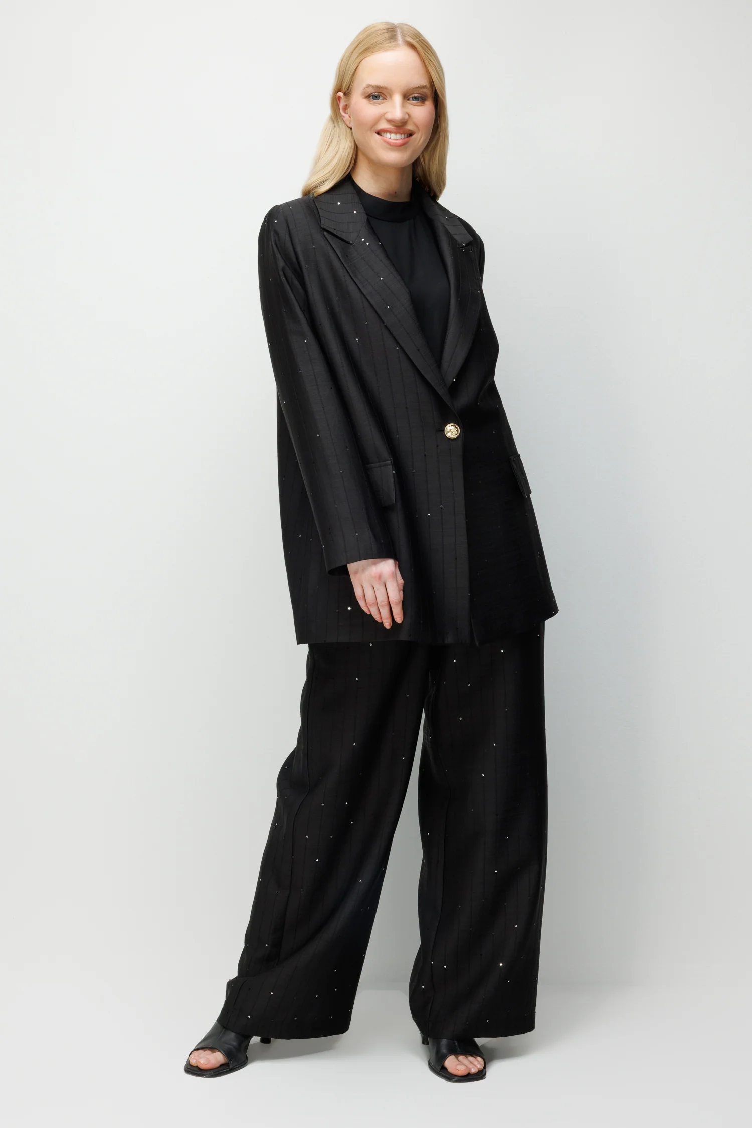 Pullu Ceketli Takım - Siyah