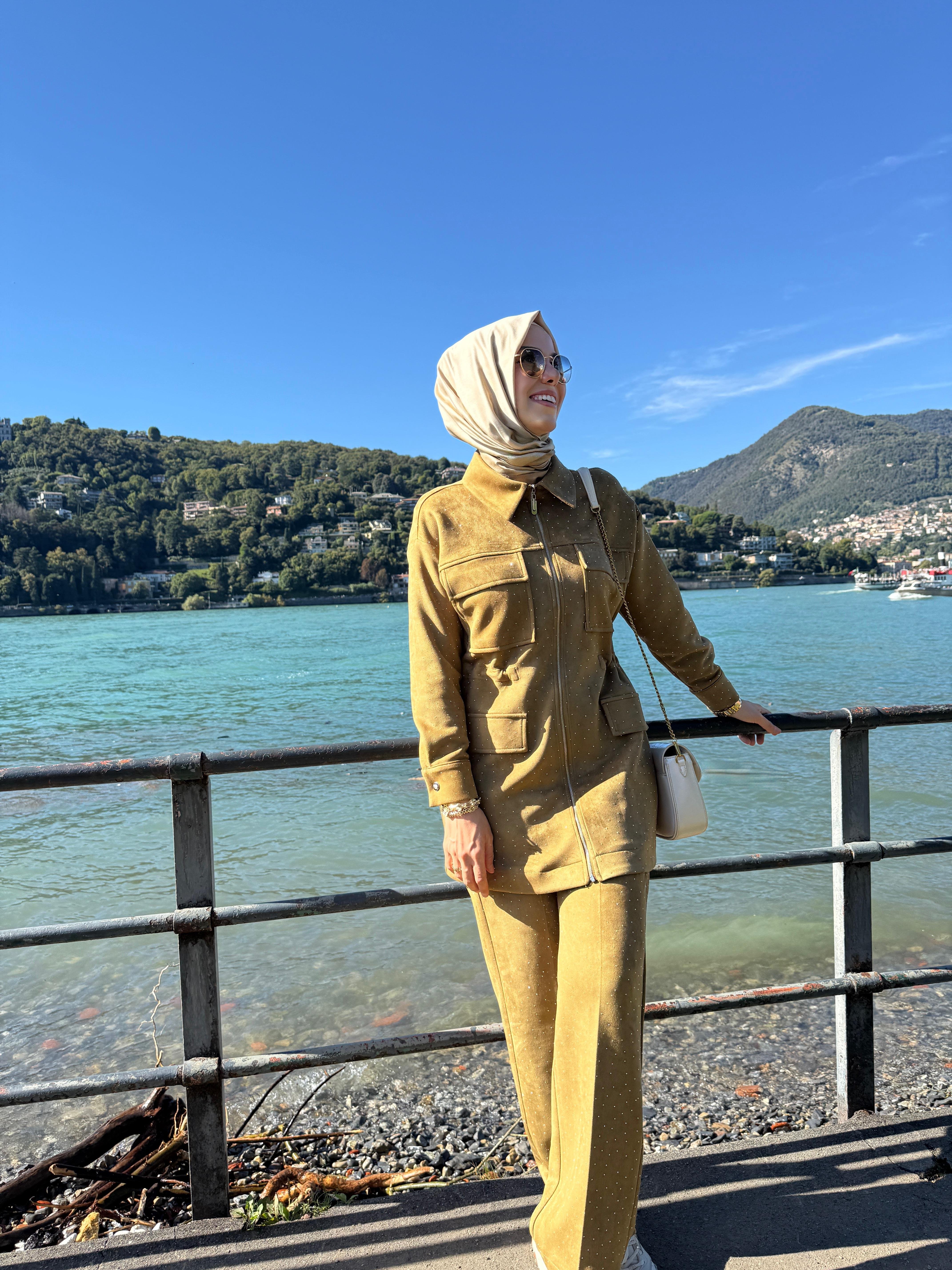 Serpme Taşlı Süet Pantolon Takım - Camel