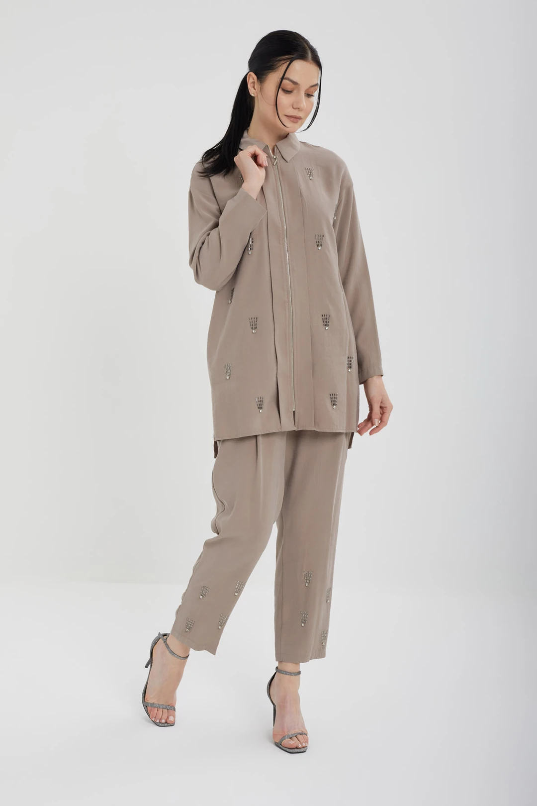 Taş Detaylı Pantolonlu Takım - Camel